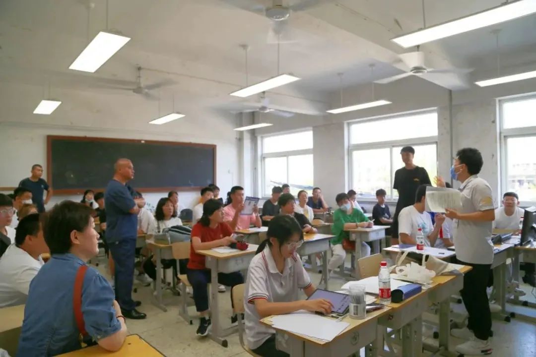 烟台城乡建设学校分数_烟台城乡建设学校分数线去年_烟台城乡建设学校录取分多少