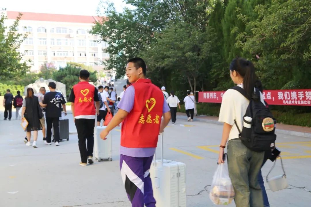 烟台城乡建设学校录取分多少_烟台城乡建设学校分数线去年_烟台城乡建设学校分数