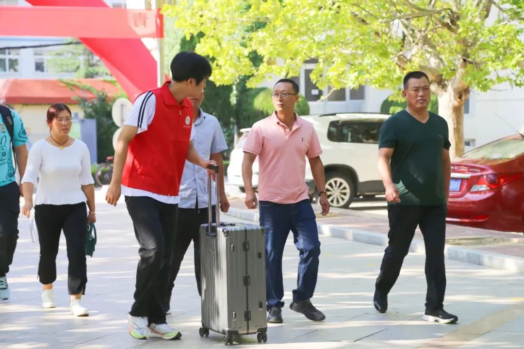 烟台城乡建设学校录取分多少_烟台城乡建设学校分数线去年_烟台城乡建设学校分数