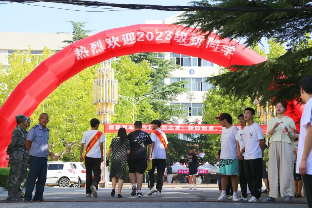 烟台城乡建设学校分数_烟台城乡建设学校录取分多少_烟台城乡建设学校分数线去年