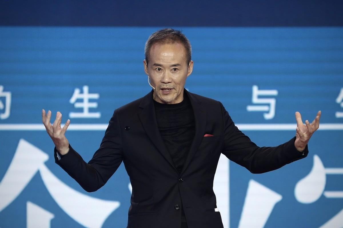 王石：从白手起家到销售额破千亿的创业故事
