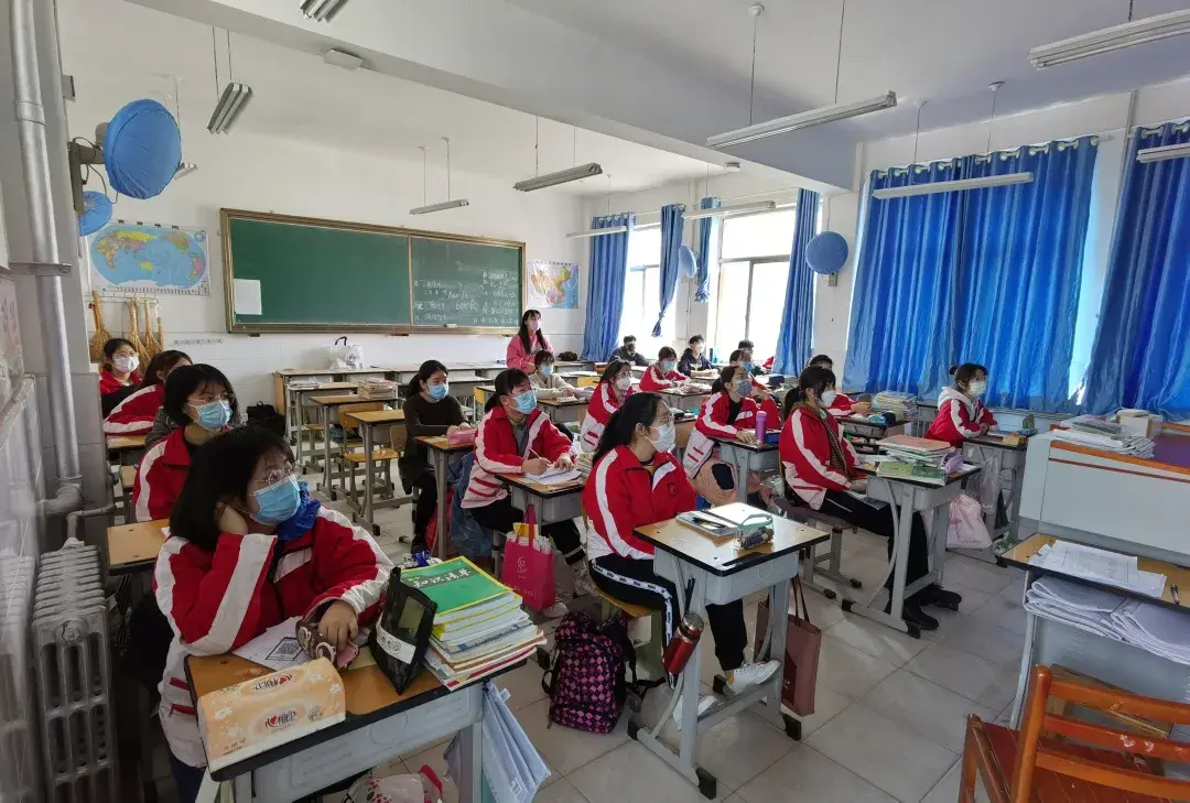 烟台三中高中部宿舍_烟台三中新校区宿舍_烟台三中新校区