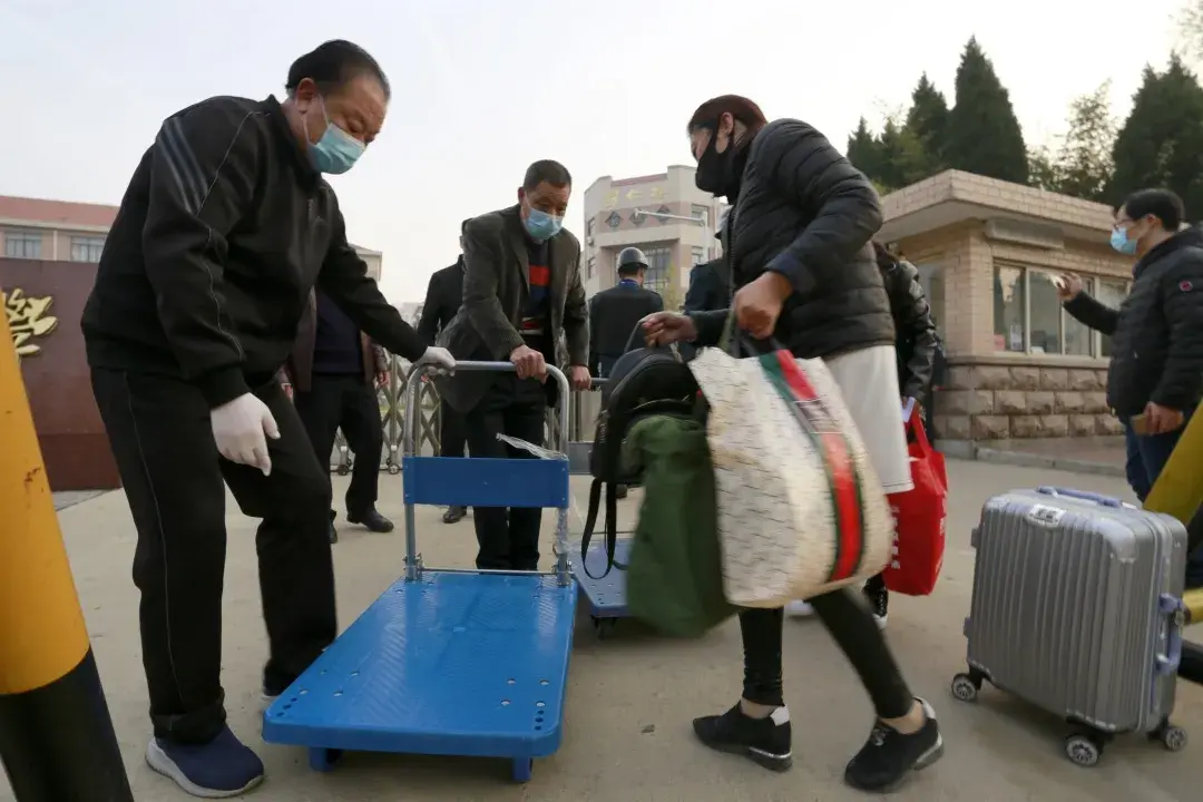 烟台三中新校区宿舍_烟台三中高中部宿舍_烟台三中新校区