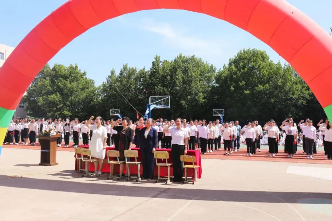 烟台双语实验中学招聘_烟台双语招聘实验中学教师公告_烟台双语实验学校教师招聘