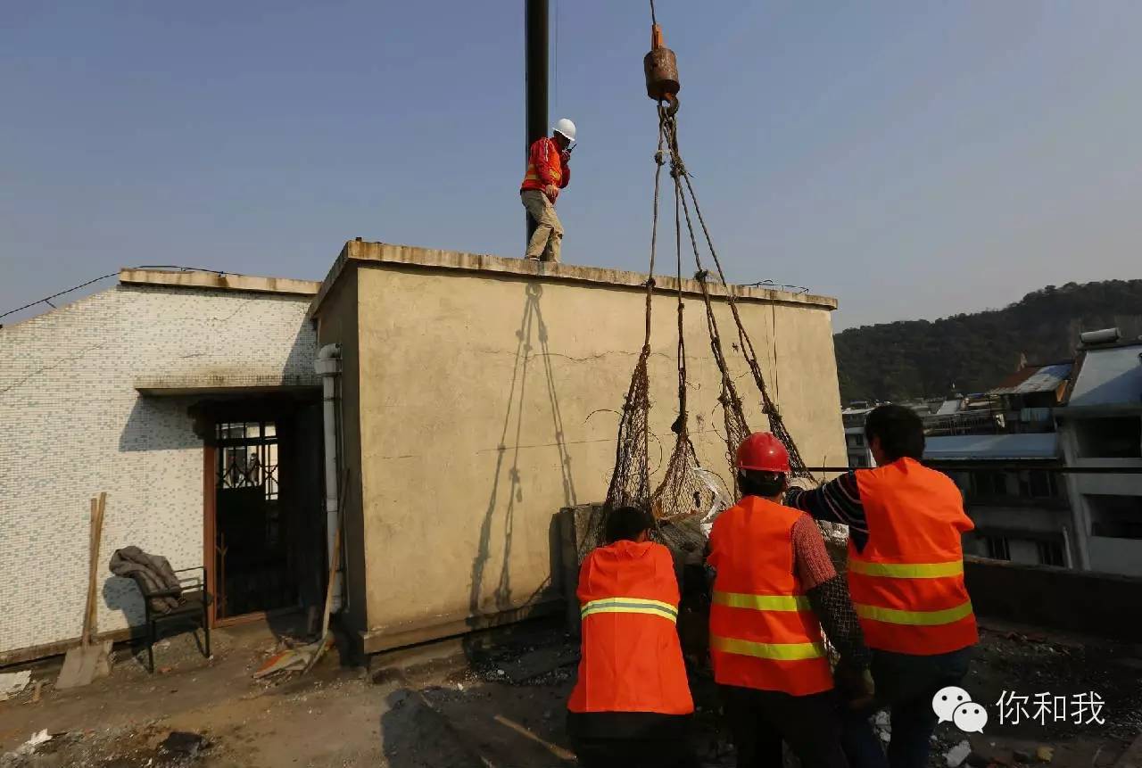 高层楼顶建彩钢房_彩钢房高层楼顶建什么_彩钢房高层楼顶建什么好