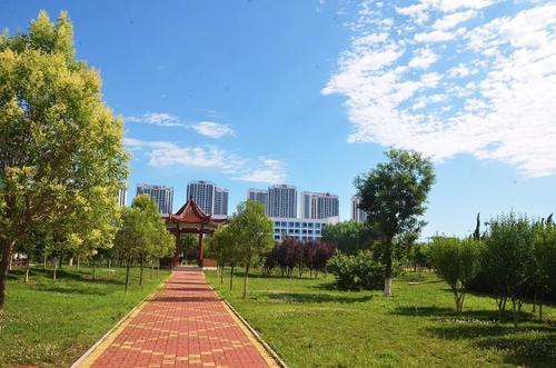 烟台大学文经学院吧_d359烟台大学文经学院_烟台大学文学院官网