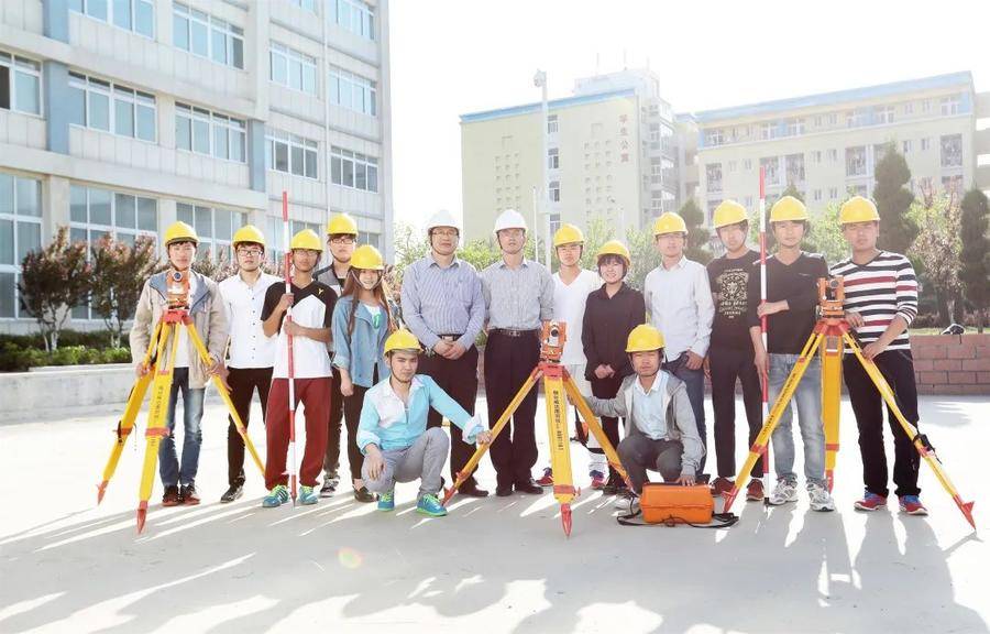 烟台市政招聘信息_烟台市政工程有限公司招聘_烟台市政工程师招聘