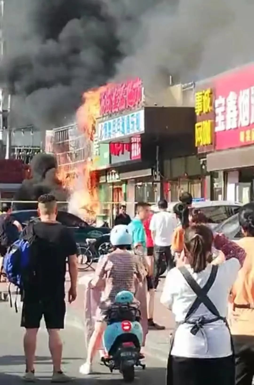 保定彩钢房_保定市彩钢房安装企业电话_保定板房彩钢板