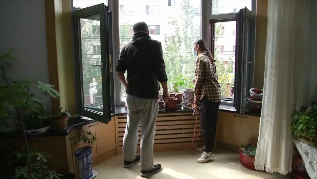 彩钢房屋顶结构_彩钢屋顶施工图_彩钢顶房屋结构图片