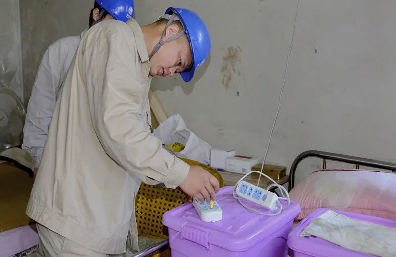 彩钢板西安_西安彩钢房_西安彩钢瓦