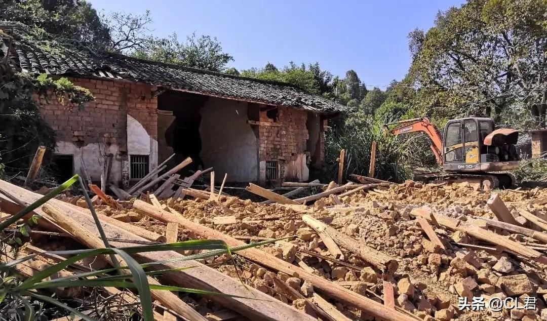 在宅基地建彩钢房办什么手续_自建彩钢房手续_彩钢房手续办基地建宅违法吗