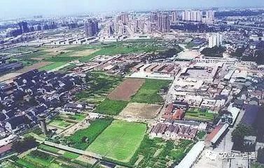 耕地上建彩钢房需要什么手续_耕地上建彩钢房算违建吗_耕地里建彩钢房标准