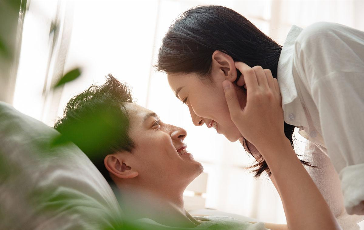 现在中年夫妻的相处模式__人到中年为什么夫妻不愿同睡