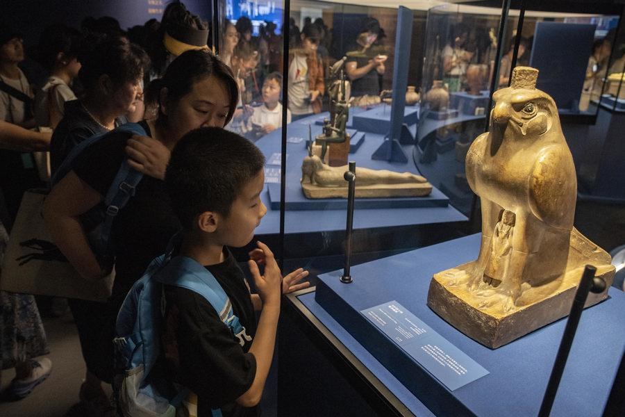 _上博古埃及文明大展开幕首日，来了1.2万人_上博古埃及文明大展开幕首日，来了1.2万人