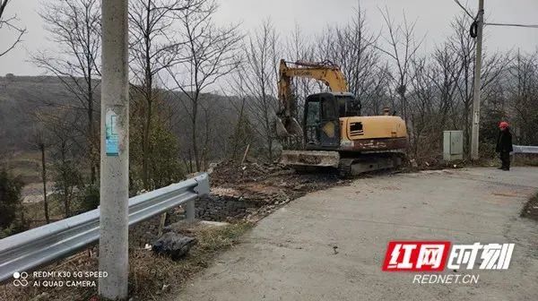 高层楼顶建彩钢房_彩钢房高层楼顶建什么_彩钢房高层楼顶建什么好