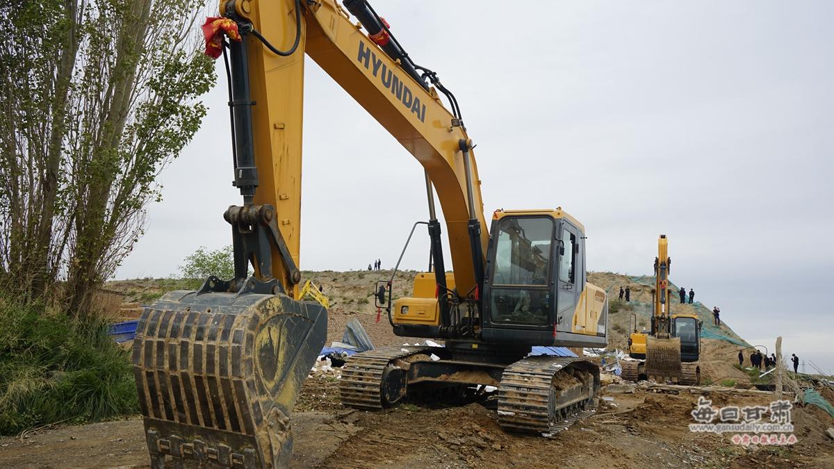 彩钢房手续办基地建宅怎么办_在宅基地建彩钢房办什么手续_建彩钢房需要资质吗