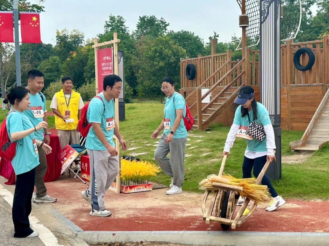 在奔跑中领略美丽乡村！上海市第五届农民体育健身活动周在“浦江之首”开幕_在奔跑中领略美丽乡村！上海市第五届农民体育健身活动周在“浦江之首”开幕_