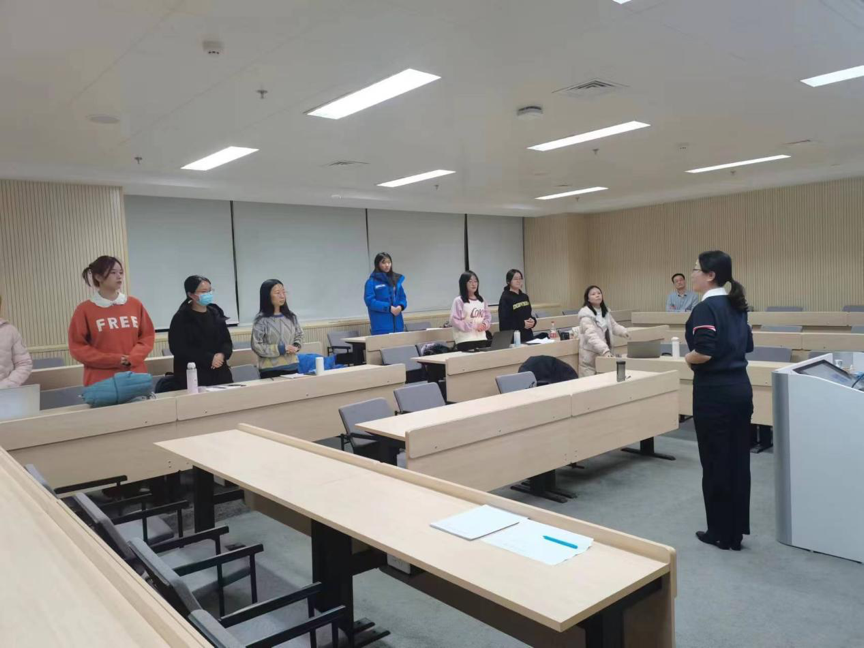 职场握手的礼仪_禁忌职场握手礼仪视频_职场礼仪握手禁忌