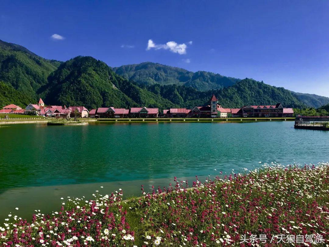 西岭雪山夏天旅游攻略_雪山西岭在哪里_西岭雪山山顶住宿攻略