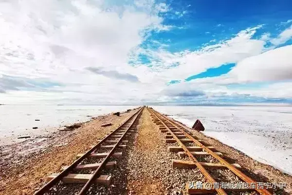 茶卡盐湖游客服务中心电话_茶卡盐湖旅游攻略网_盐湖茶卡图片