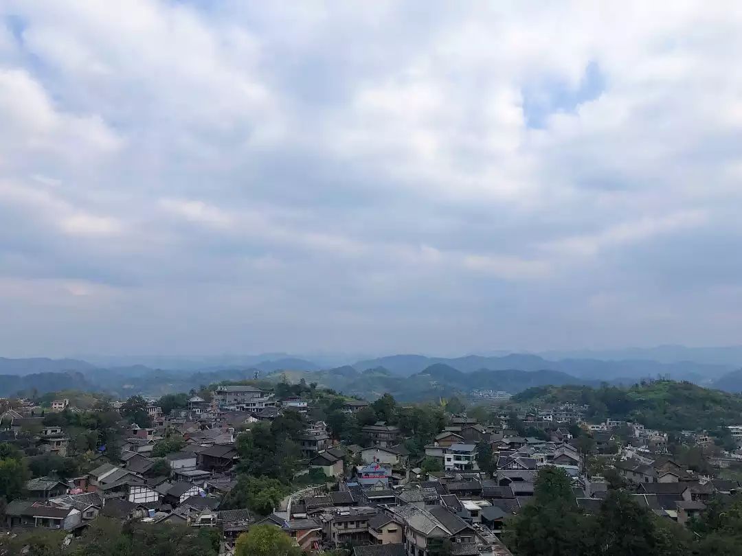 贵州贵阳旅游路线_贵州贵阳旅游攻略_贵州省贵阳旅游攻略