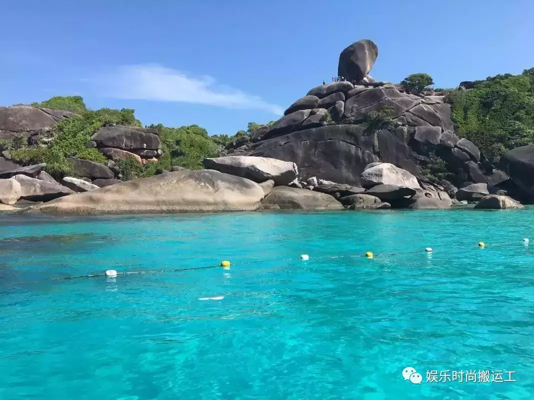 泰国普吉岛芭东酒吧街_普吉岛芭东旅游攻略_泰国普吉岛芭东海滩酒店推荐