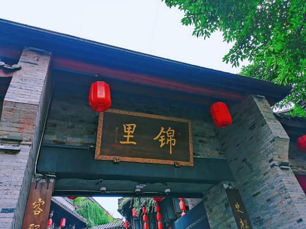 乌鲁木齐到西藏旅游团_乌鲁木齐到西藏自驾游旅游攻略_乌鲁木齐开车到西藏多少公里