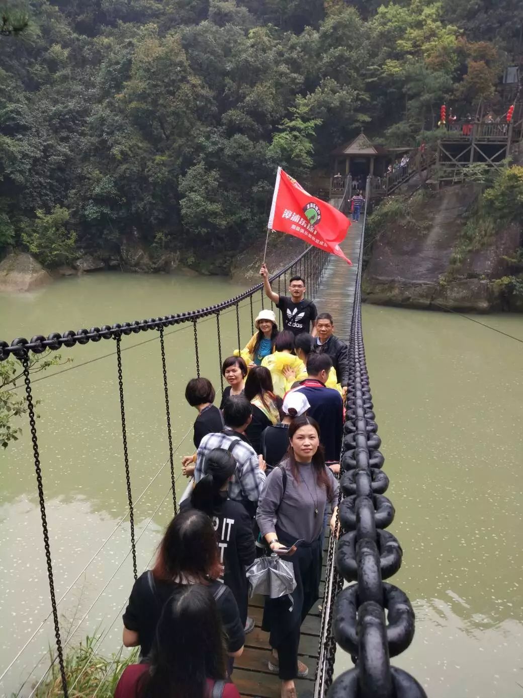 九鲤湖旅游攻略_九鲤湖有什么好玩的_九鲤湖攻略