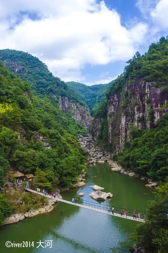 九鲤湖有什么好玩的_九鲤湖攻略_九鲤湖旅游攻略