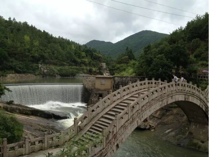 九鲤湖有什么好玩的_九鲤湖旅游攻略_九鲤湖攻略