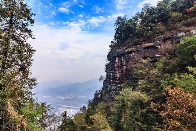 西递宏村旅游攻略_宏村西递自驾游路线_宏村西递周边景点