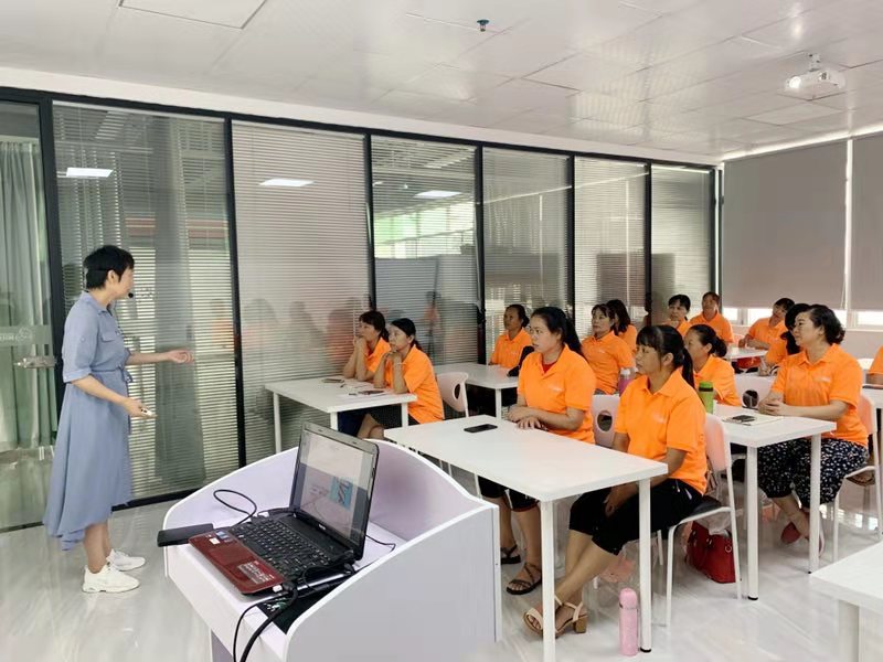 深圳e家政公司地址在哪_深圳市易生活家政服务有限公司_深圳市家政服务有限公司