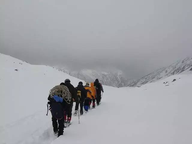 云南姑娘山_带姑娘旅游的说说_自驾四姑娘山旅游攻略