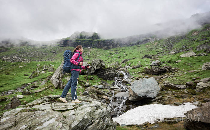 带姑娘旅游的说说_自驾四姑娘山旅游攻略_云南姑娘山