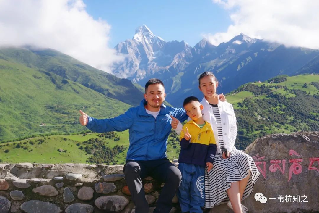 带姑娘旅游的说说_自驾四姑娘山旅游攻略_自驾攻略姑娘旅游山庄