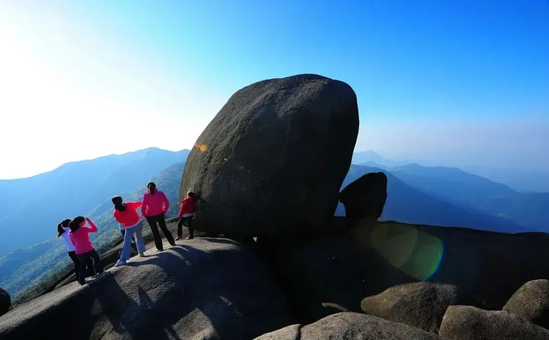 龙岩旅游点_龙岩市区旅游攻略_龙岩旅游必去景点推荐