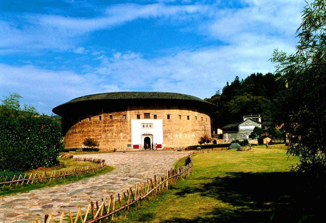 龙岩旅游必去景点推荐_龙岩市区旅游攻略_龙岩旅游点