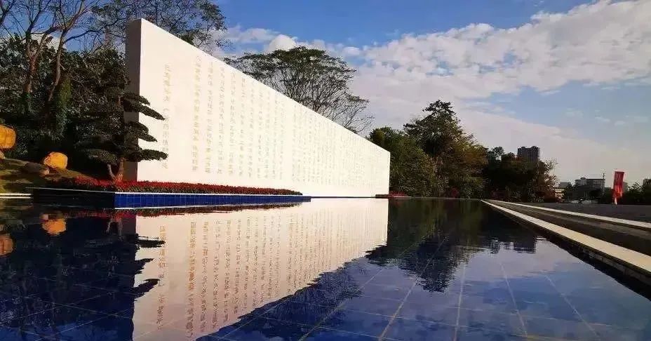 上海景点新天地_上海新天地游玩攻略_上海新天地一日游