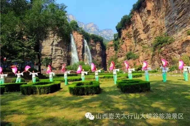 青龙峡栈道_青龙峡旅游攻略_青龙峡风景