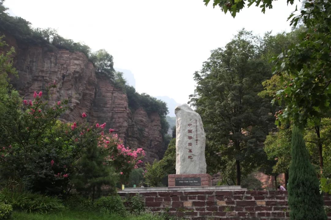 青龙峡栈道_青龙峡风景_青龙峡旅游攻略