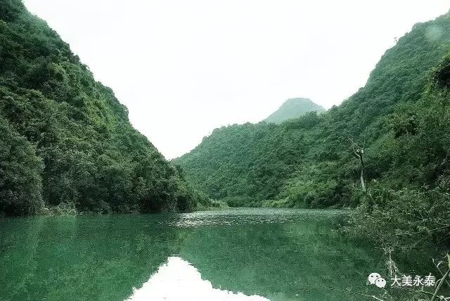 乐峰赤壁温泉度假村_乐峰赤壁景区旅游攻略_乐峰赤壁景区门票