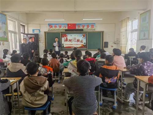 小学生防拐防骗顺口溜_小学生防骗防拐知识口诀_防拐骗小口诀四句