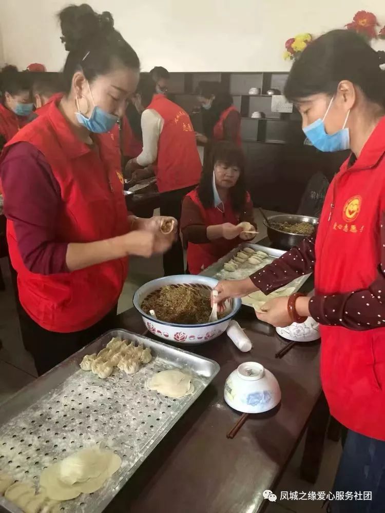 蜜蜂家政服务小程序下载_蜜蜂家政服务小店怎么样_小蜜蜂家政服务