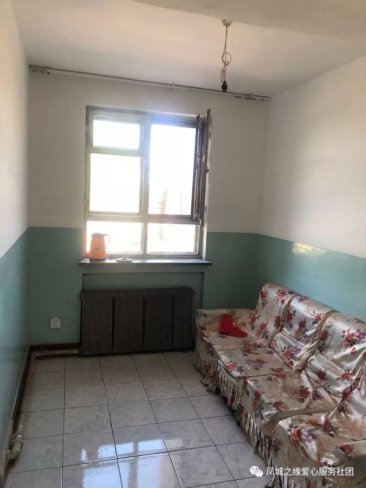 蜜蜂家政服务小程序下载_小蜜蜂家政服务_蜜蜂家政服务小店怎么样