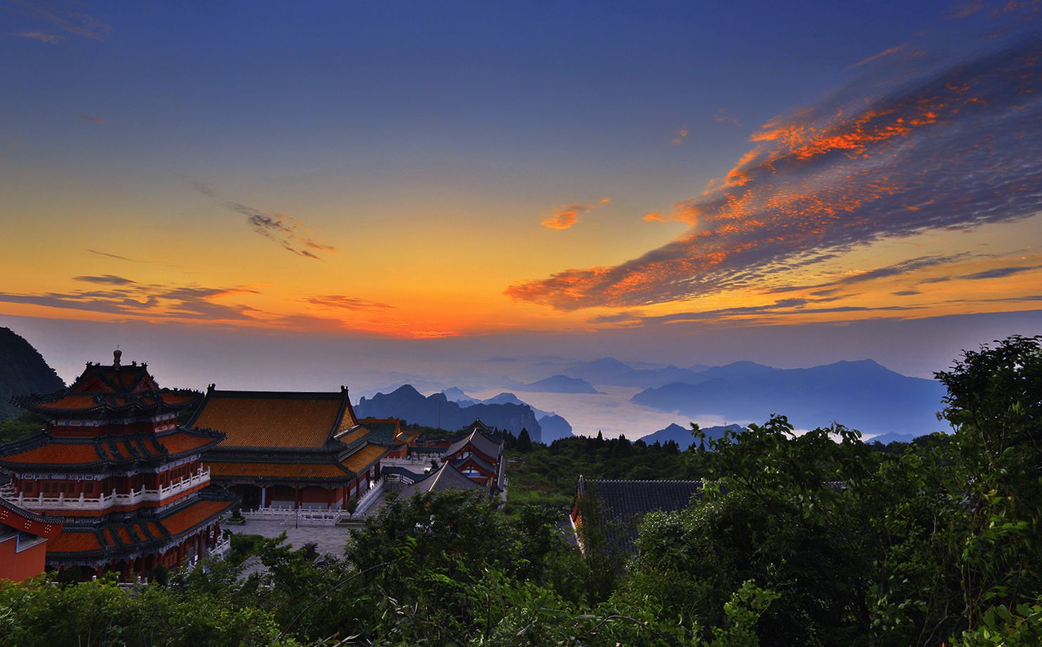 湖南凤凰一日游_湖南凤凰旅游景点_湖南凤凰旅游攻略