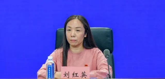 刘红英：女儿成人礼初衷是想表达得亲切点