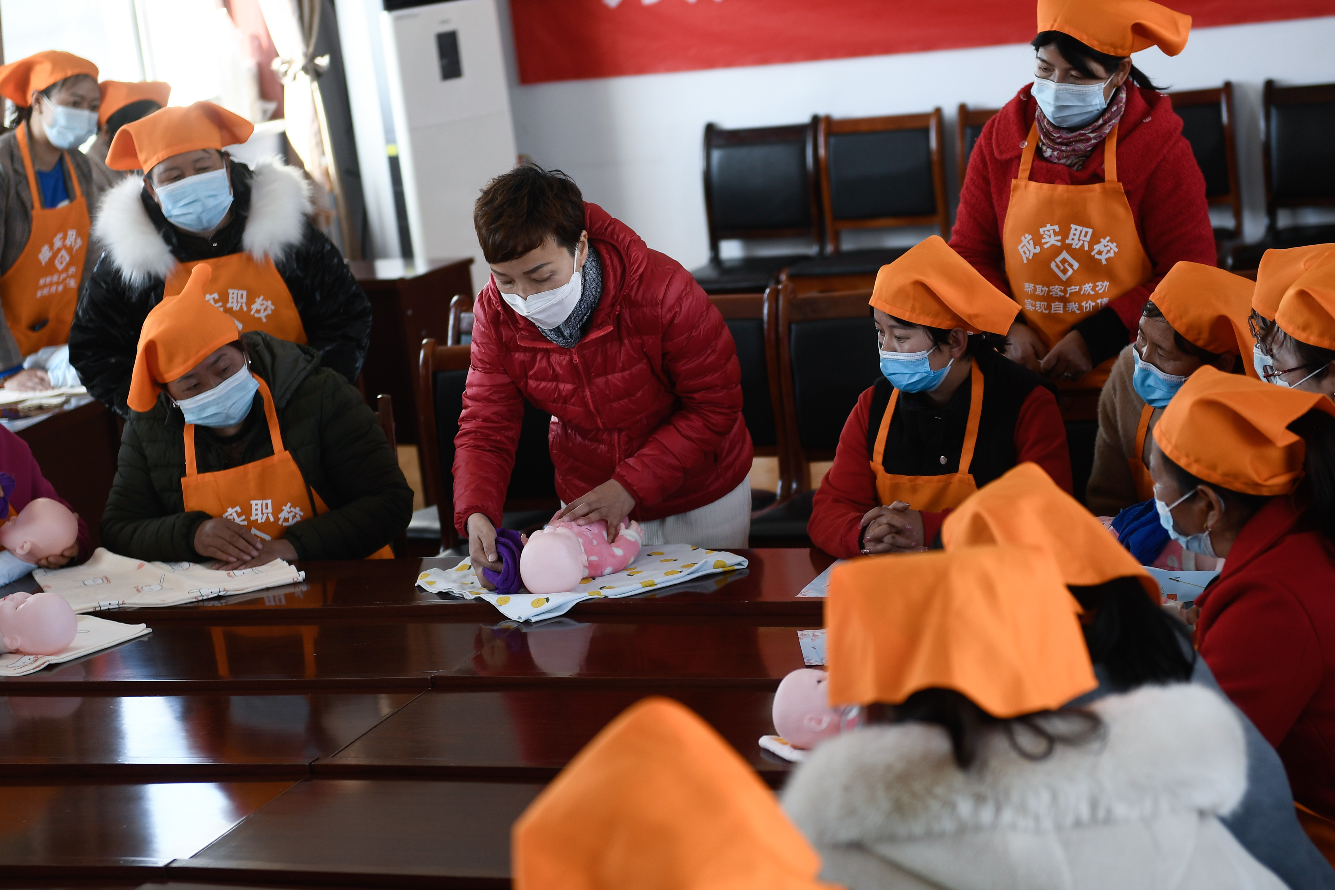 江苏镇江家政服务业_镇江业成家政公司_镇江市家政公司