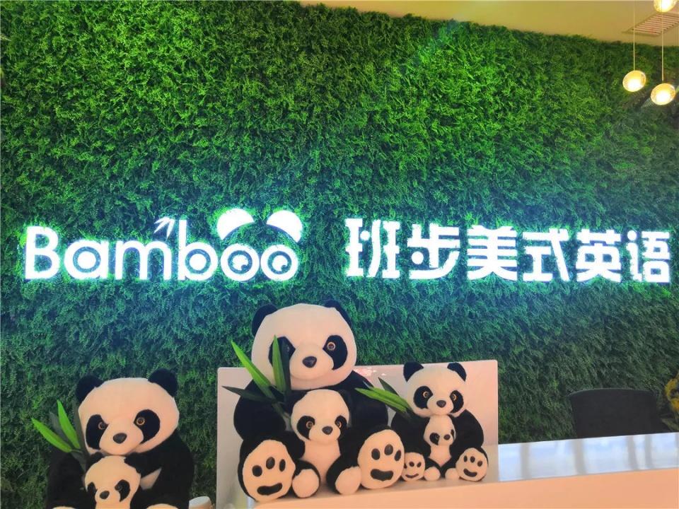 出国旅游基本英语口语_出国英语旅游常用口语视频_出国旅游英语口语速成