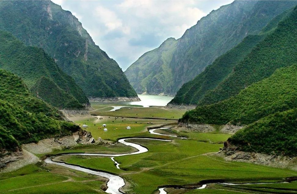 甘肃攻略旅游自由行_甘肃攻略旅游景点大全_甘肃的旅游攻略