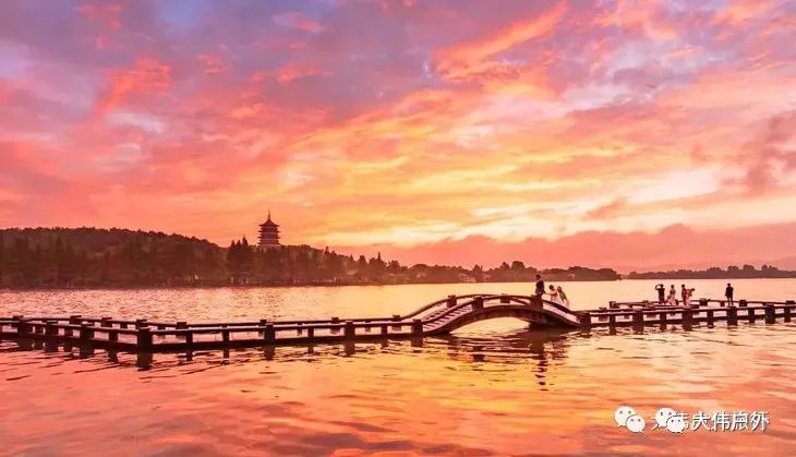 杭州西湖景区春节开放吗_春节期间的杭州西湖_春节杭州西湖旅游攻略